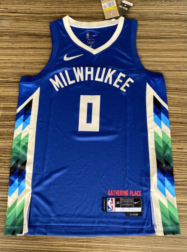 Milwaukee Bucks Jersey (Damain Lillard)