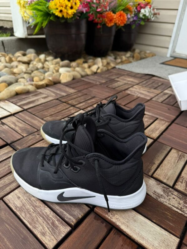 Nike PG 3Black White (GS) Size 9 - Image 2